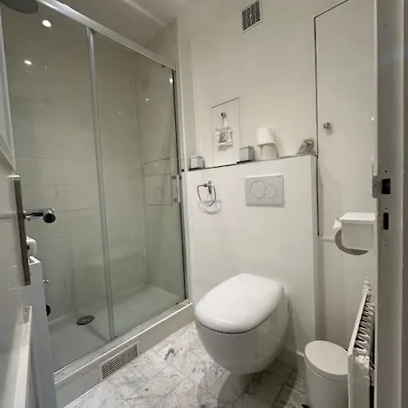 Tour Eiffel Two-bathroom Two-bedroom Loggia Spacious Quiet Brand-new *