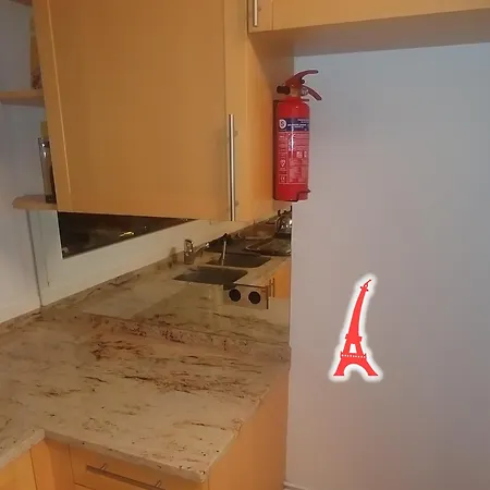 Tour Eiffel Two-bathroom Two-bedroom Loggia Spacious Quiet Brand-new 아파트 *
