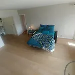 Eiffel Tower Spacious 2-bedroom, 2-bathroom Quiet Apartment, Elegant And Peaceful *