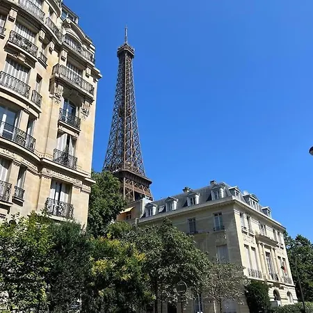 Tour Eiffel Two-bathroom Two-bedroom Loggia Spacious Quiet Brand-new